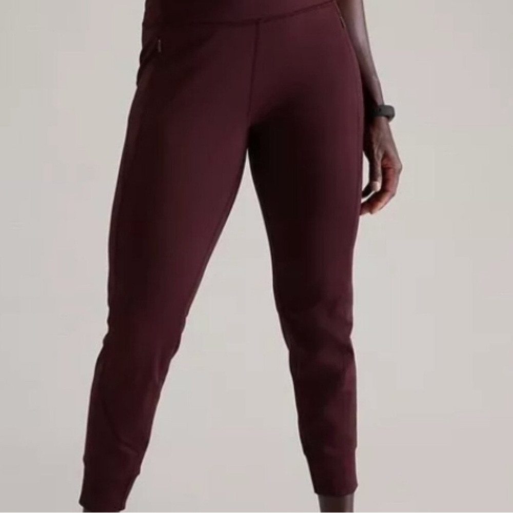 NWT Athleta Rainer Joggers Womens Medium